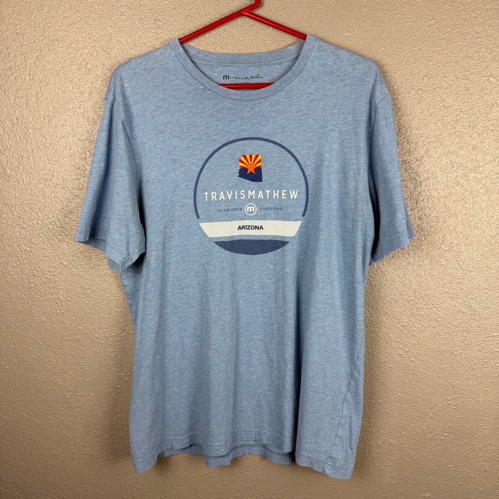 Travis Mathew Arizona T-Shirt Men’s Large Short Sleeve Light Blue